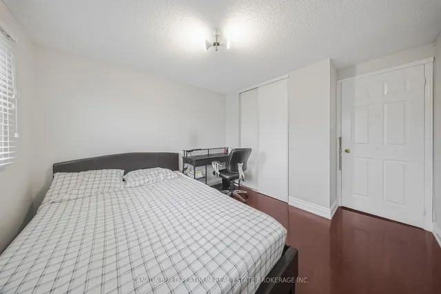 Additional image 31 of 71 Ravenswood Dr