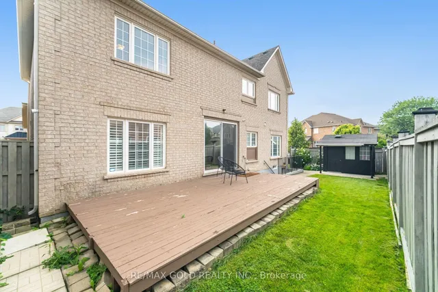 Additional image 35 of 41 Leparc Rd