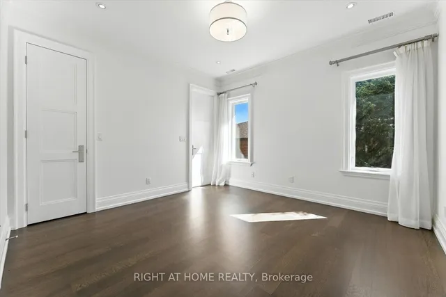 Additional image 41 of 392 Princess Ave