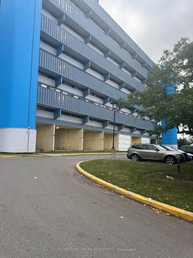 Additional image 2 of 4645 Jane St Unit 1207