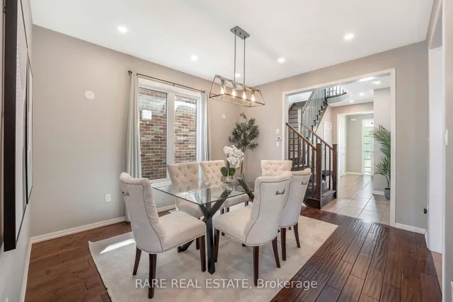 Additional image 13 of 953 Rigo Cross