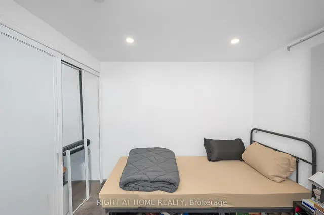 Additional image 24 of 18 Huntley St