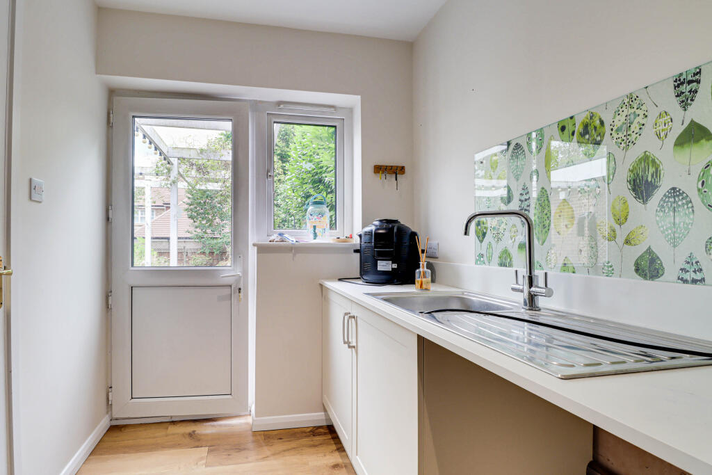 Additional image 14 of Penn Road, Park Street, St Albans, AL2