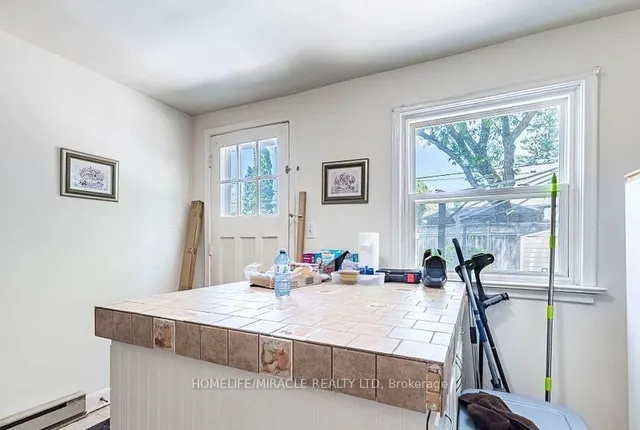 Additional image 16 of 9 Crestview Ave