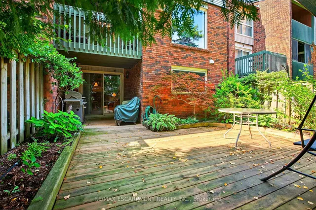 Additional image 46 of 1552 Kerns Rd Unit 4