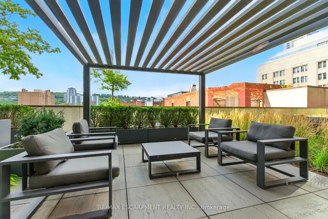 Additional image 33 of 118 King St Unit 523