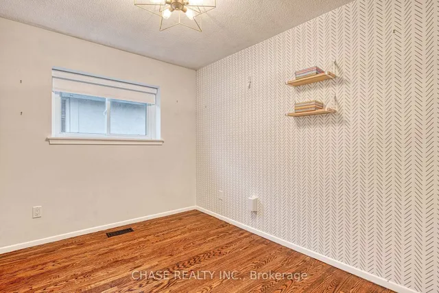 Additional image 23 of 25 Glenvale Dr