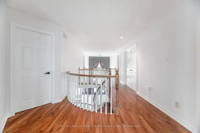 Additional image 34 of 100 National Dr