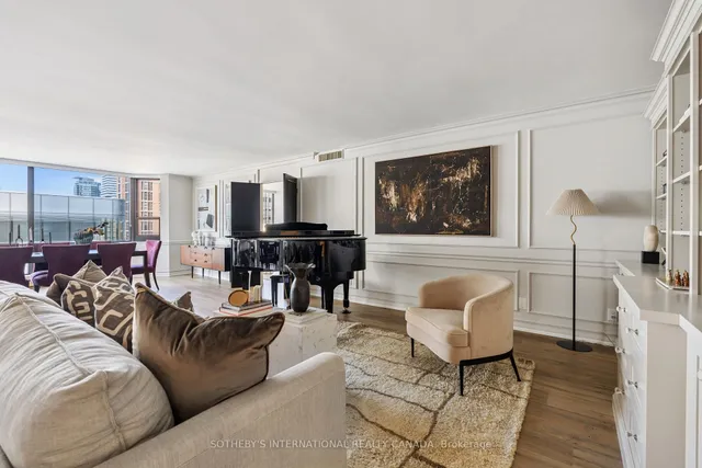 Additional image 5 of 1166 Bay St Unit 1205