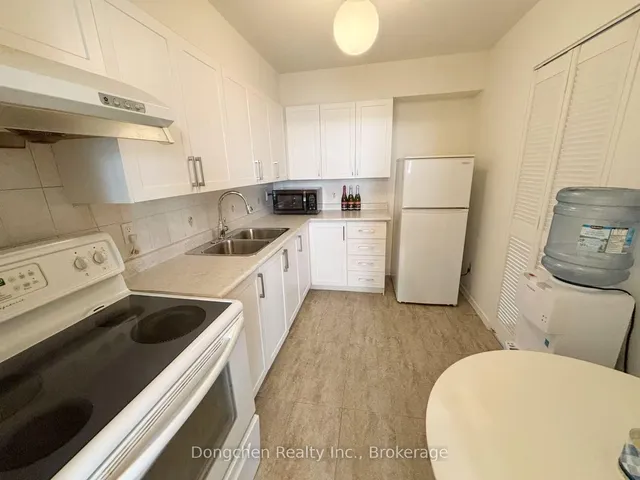 Additional image 14 of 2550 Pharmacy Ave Unit 1909