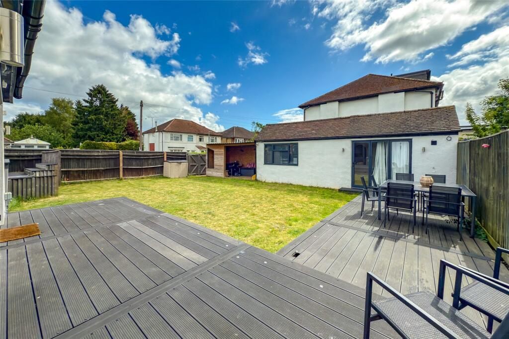 Additional image 11 of Driftwood Avenue, St. Albans, Hertfordshire, AL2