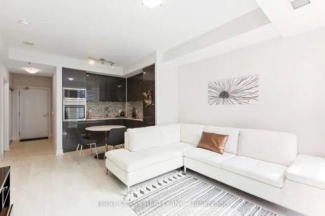 Additional image 9 of 318 Richmond St Unit 2408