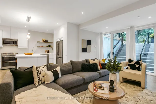 Additional image 39 of 1144 Broadview Ave