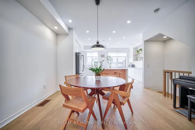 Additional image 14 of 422 Belcourt Common