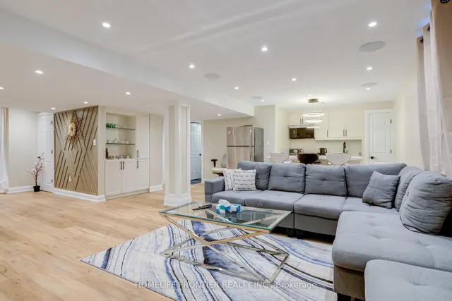 Additional image 44 of 422 Hinton Terr