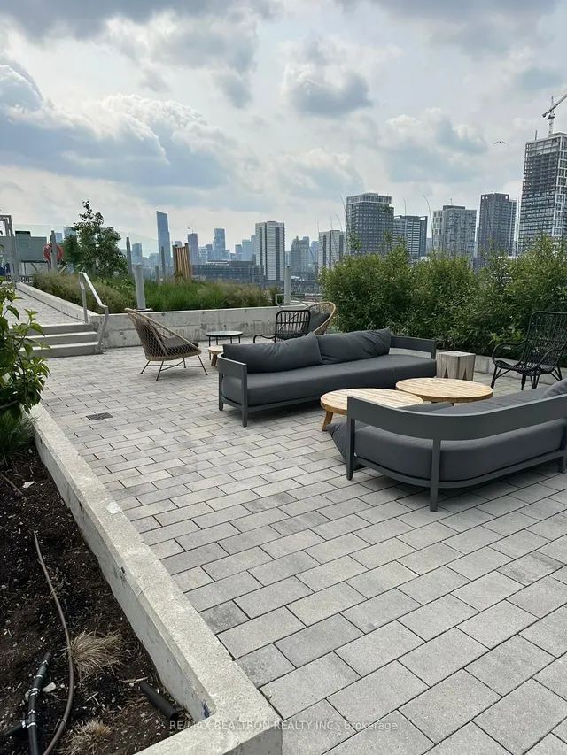 Additional image 23 of 45 Baseball Pl Unit 207