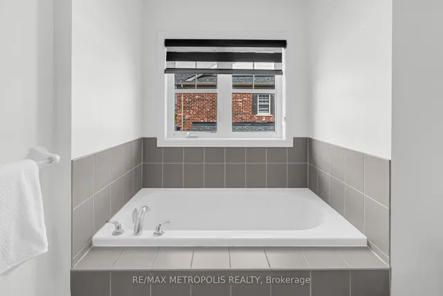 Additional image 31 of 43 Pearman Cres