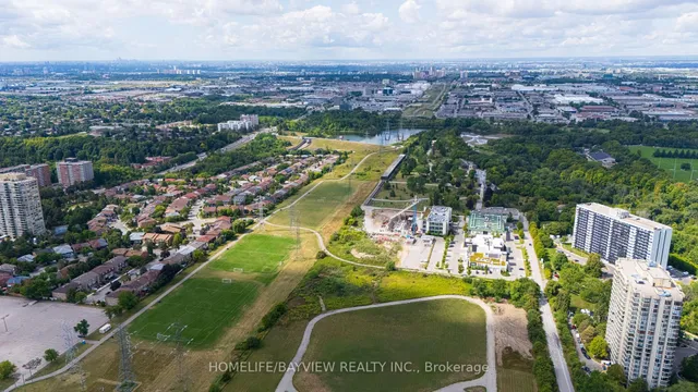 Additional image 44 of 25 Coneflower Cres Unit Th 12