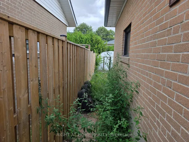 Additional image 5 of 220 Livingston Rd