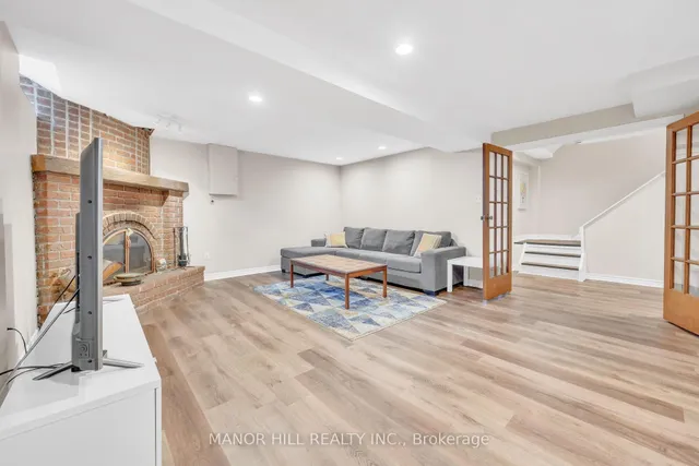 Additional image 30 of 72 Lacewood Cres
