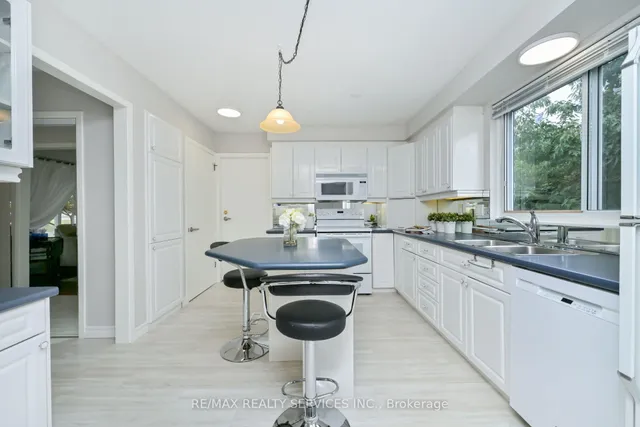 Additional image 7 of 23 Governor Grove Cres