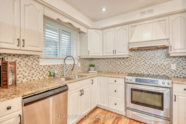 Additional image 18 of 25 Glenvale Dr