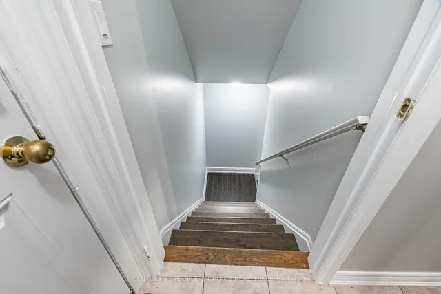 Additional image 36 of 9 Mellowood Ave