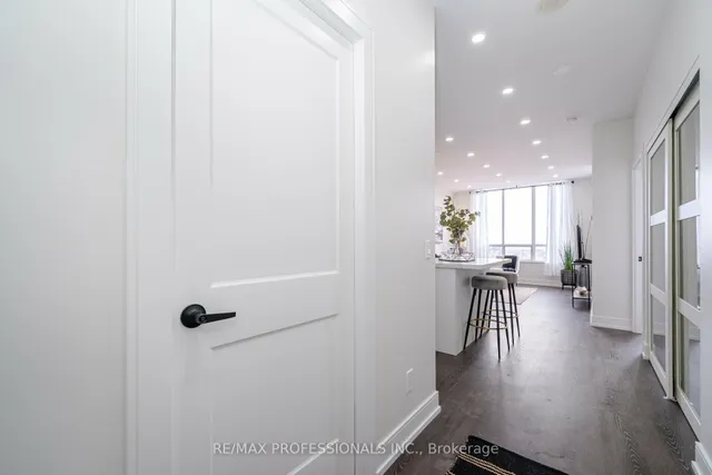 Additional image 12 of 700 Humberwood Blvd Unit PH21