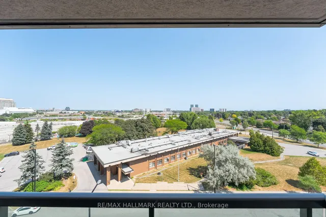 Additional image 31 of 68 Grangeway Ave Unit 909