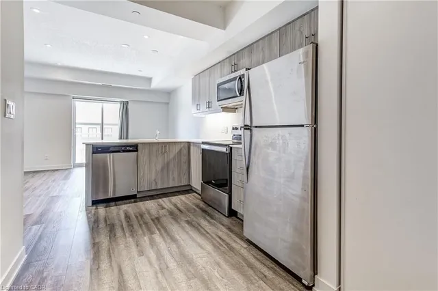 Additional image 11 of 16 Markle Cres Unit 311