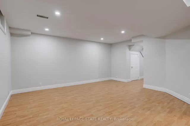 Additional image 36 of 143 Foxborough Dr