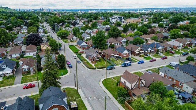 Additional image 39 of 28 Barons Ave