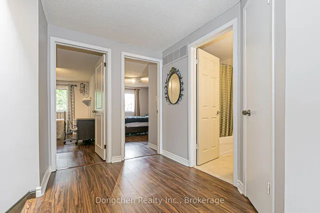 Additional image 28 of 14 Carl Cres