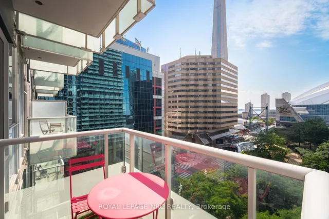 Additional image 26 of 20 John St Unit 920