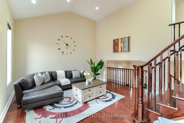 Additional image 19 of 327 PRINGLE Ave