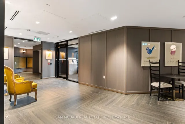 Additional image 3 of 395 Dundas St Unit 819