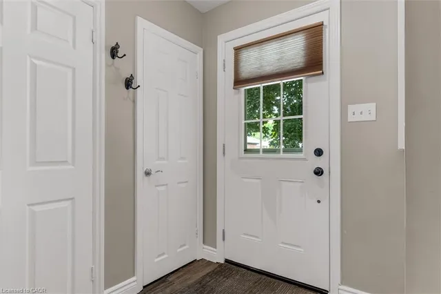 Additional image 4 of 331 East 42nd St