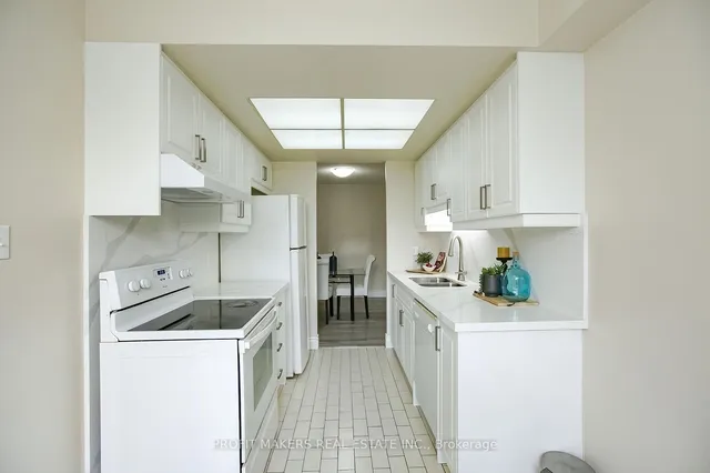 Additional image 14 of 5 Lisa St Unit 306