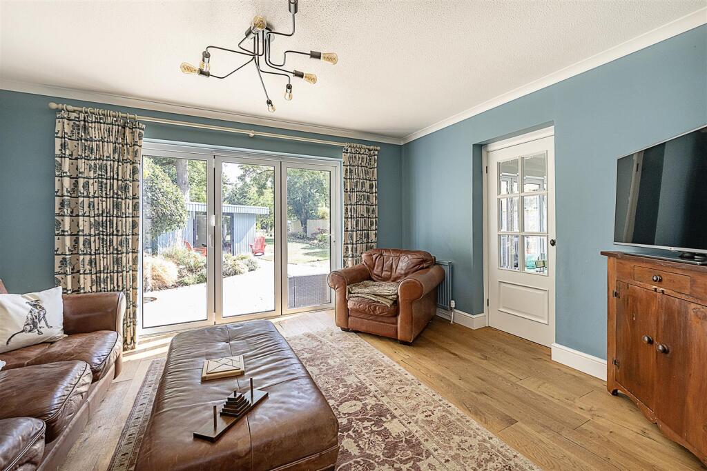 Additional image 4 of Long Buftlers, Harpenden