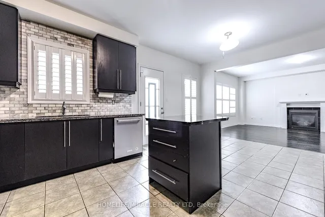 Additional image 15 of 61 Bucksaw St