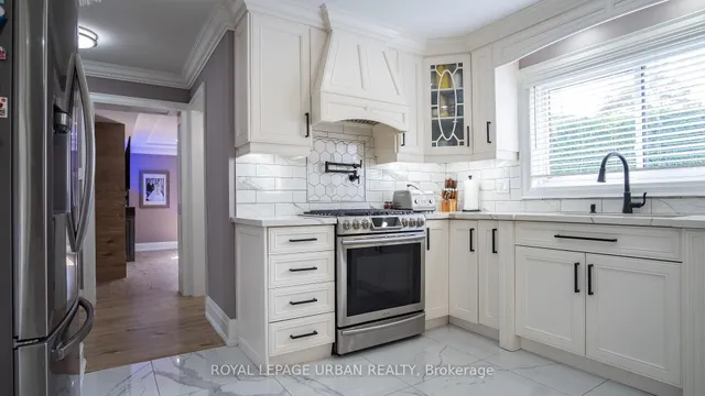 Additional image 11 of 4 Deerfield Cres