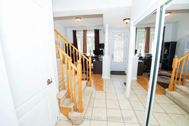 Additional image 2 of 19 Fountainview Way