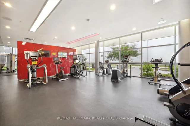 Additional image 10 of 125 Village Green Sq Unit 3006