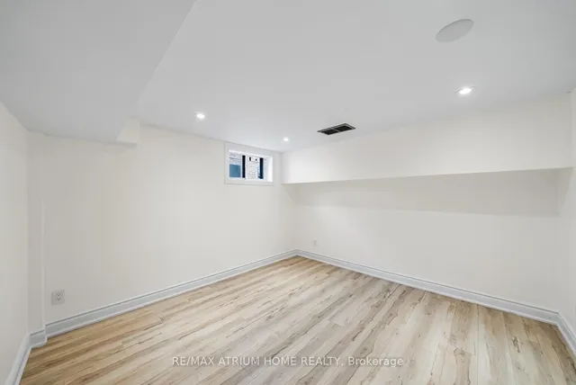 Additional image 27 of 132 Homewood Ave