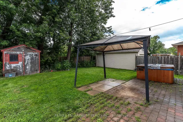 Additional image 4 of 330 East 15th St