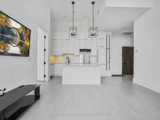 Additional image 6 of 118 King St Unit LPH12