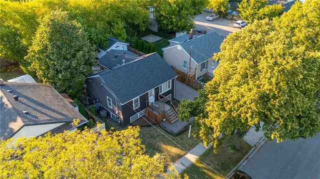 Additional image 20 of 318 East 43rd St