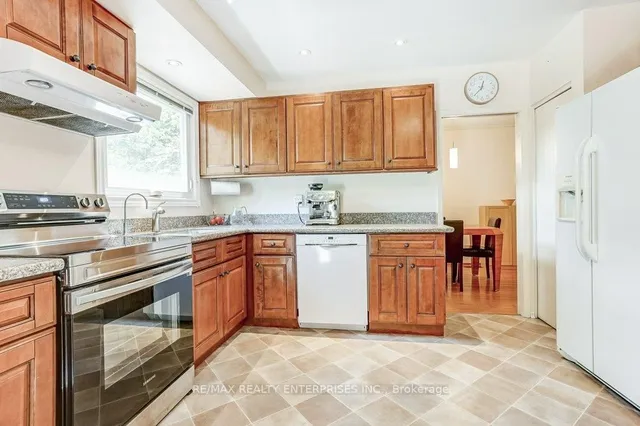 Additional image 19 of 1231 Kingsmead Cres