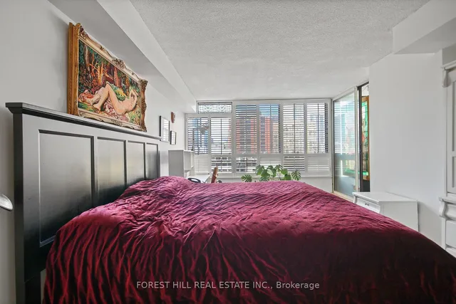 Additional image 27 of 130 Carlton St Unit 1101