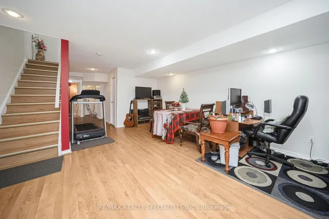 Additional image 32 of 43 Rockgarden Tr Unit 1